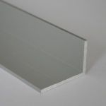 Cornier din aluminiu cu laturi inegale 30x20x2 mm 1 m - LIA3020