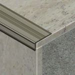 Protectie treapta Prolux ingusta cu rizuri din aluminiu eloxat - ASR259