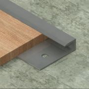 Bagheta capat perforata pentru SPC, din aluminiu eloxat - TVE057